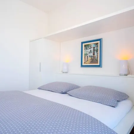 Apartment The Blueview Novigrad *